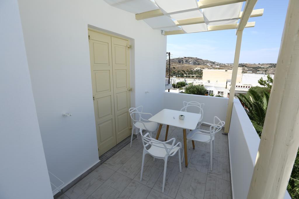The White Suites Adamantas  ภายนอก รูปภาพ