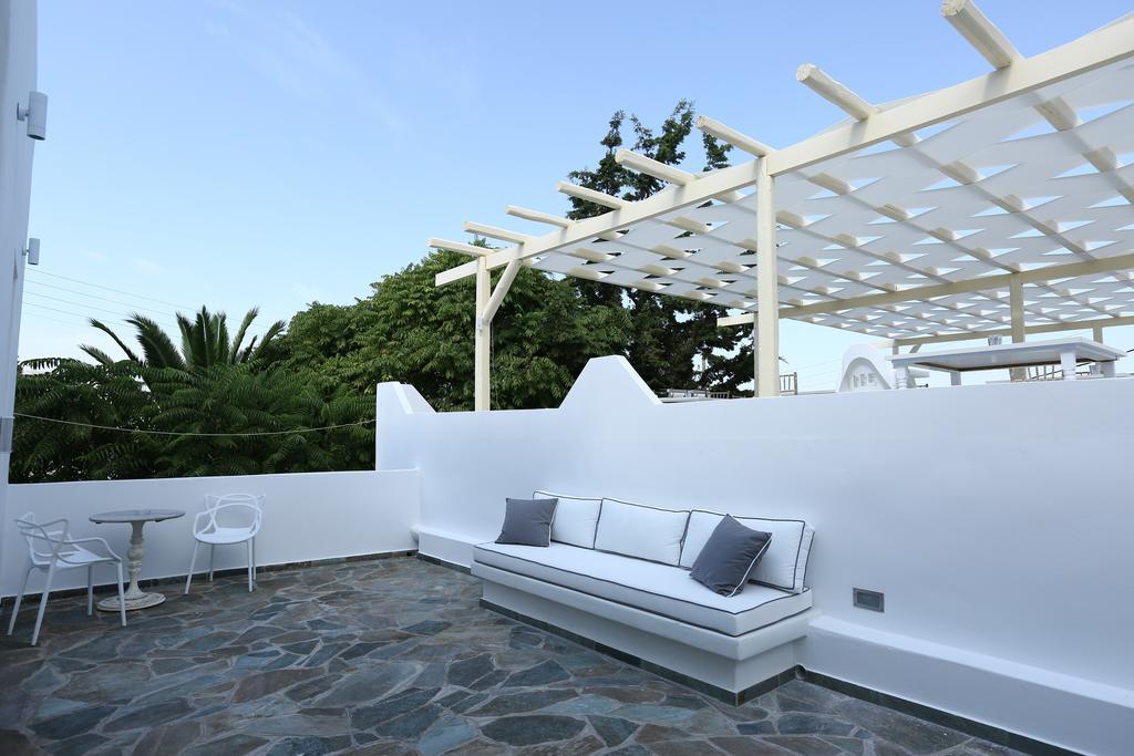 The White Suites Adamantas  ภายนอก รูปภาพ