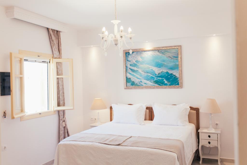 The White Suites Adamantas  ภายนอก รูปภาพ